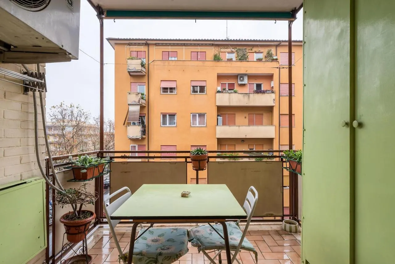 Altido Classic Style Flat With Balcony Rome